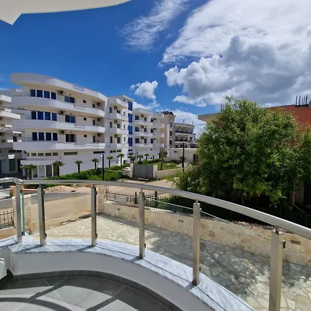 Klari Hotel 3*