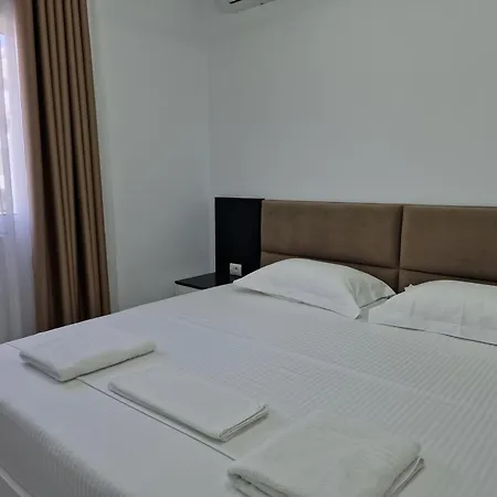 Hotel Klari 3*