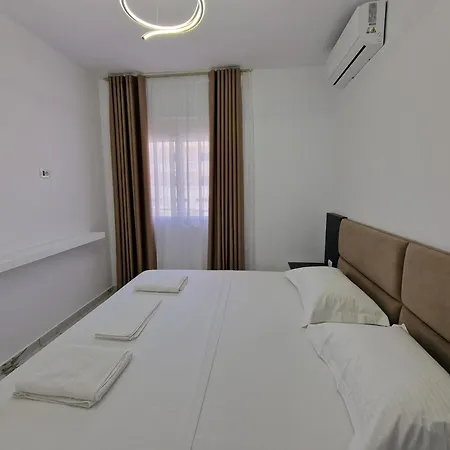 Klari 3* Ksamil
