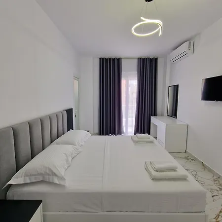 Hotel Klari 3*