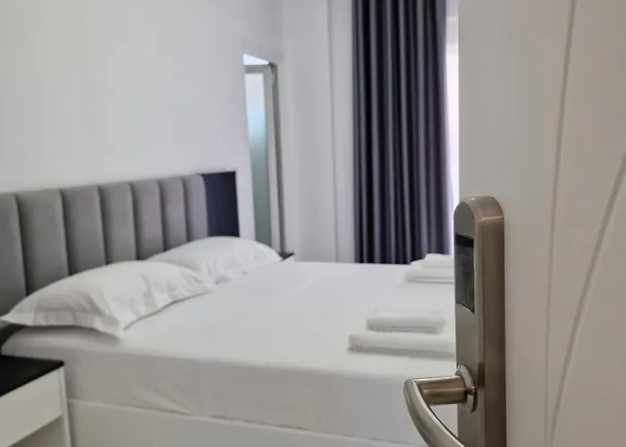 Ξενοδοχείο Klari Εξαμίλιο