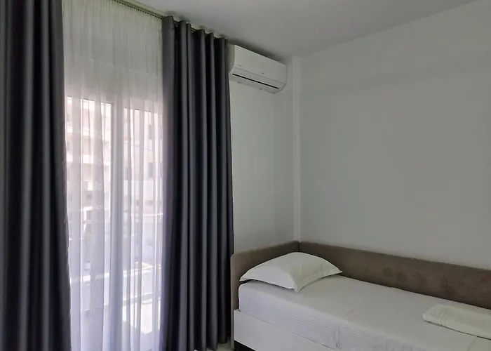 Klari فندق كساميل