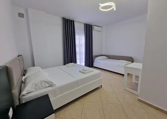 Klari Εξαμίλιο