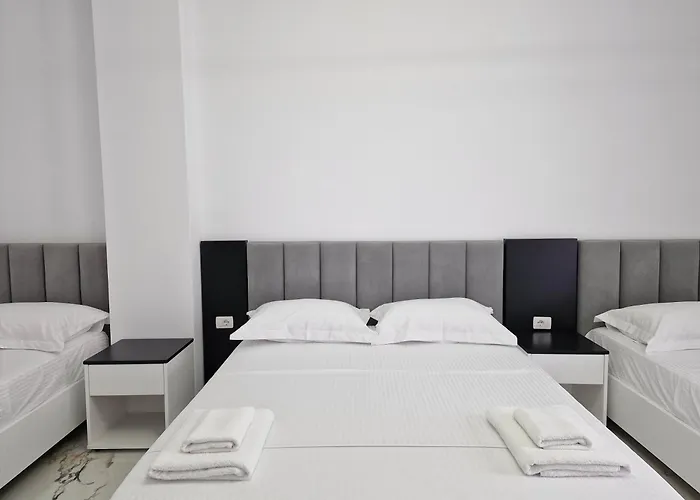 Klari Ξενοδοχείο Εξαμίλιο