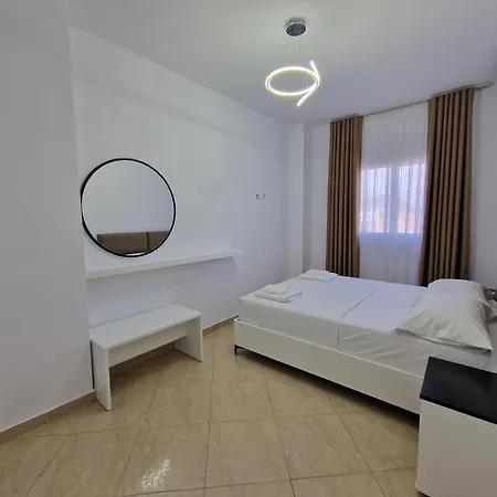 Klari 3* Ksamil